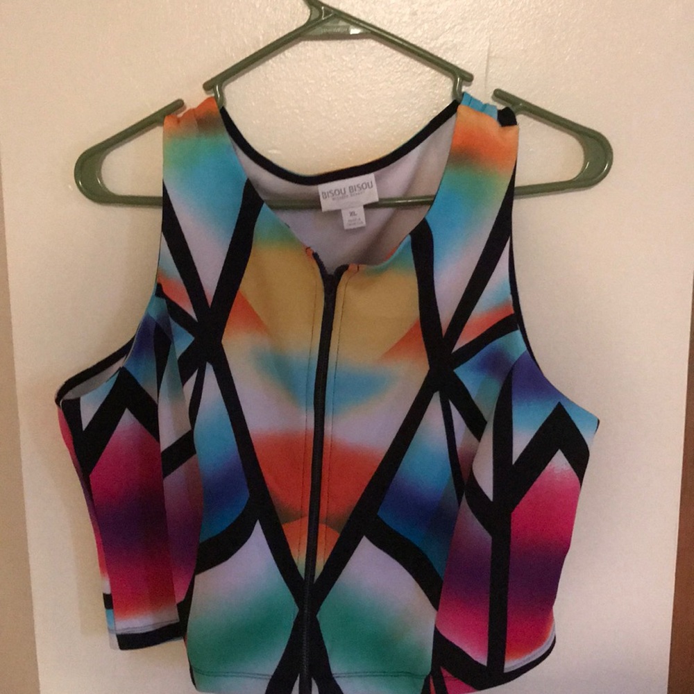 Zip up top